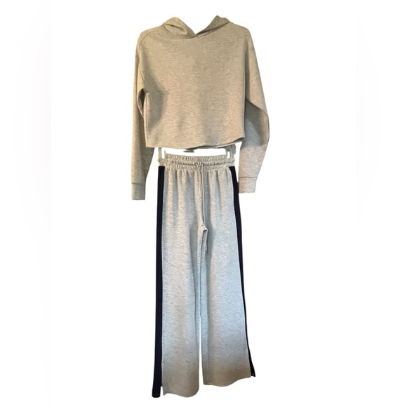 NWT Better Together 2 Piece Light Gray Hooded Sweatsuit Outfit in Size XS - Picture 3 of 14